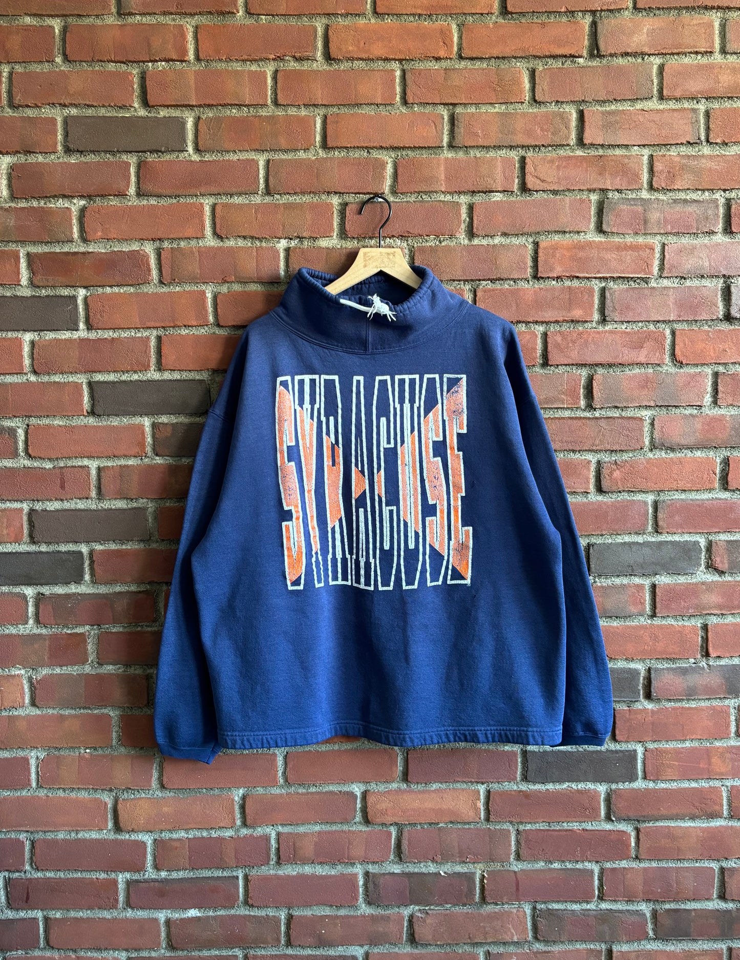 90s Vintage Syracuse Sweater XL)