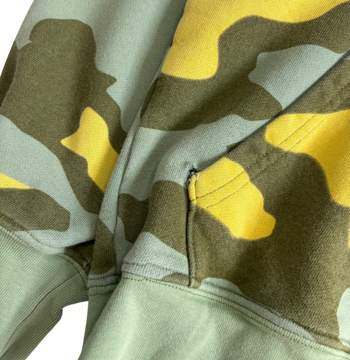 Richardson Camo Hoodie (Small)