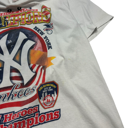 2001 Vintage New York Yankees American League Champions T Shirt (Small)