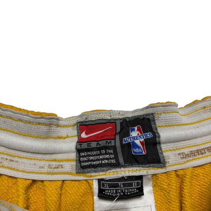 Y2K Los Angeles Lakers Nike Shorts (XL)