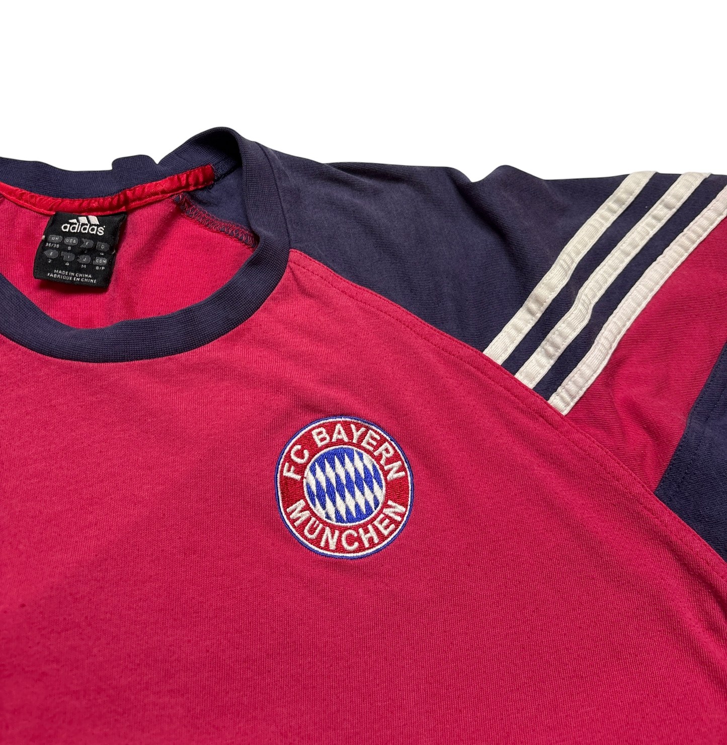 FC Bayern Munchen Soccer T Shirt (Small)