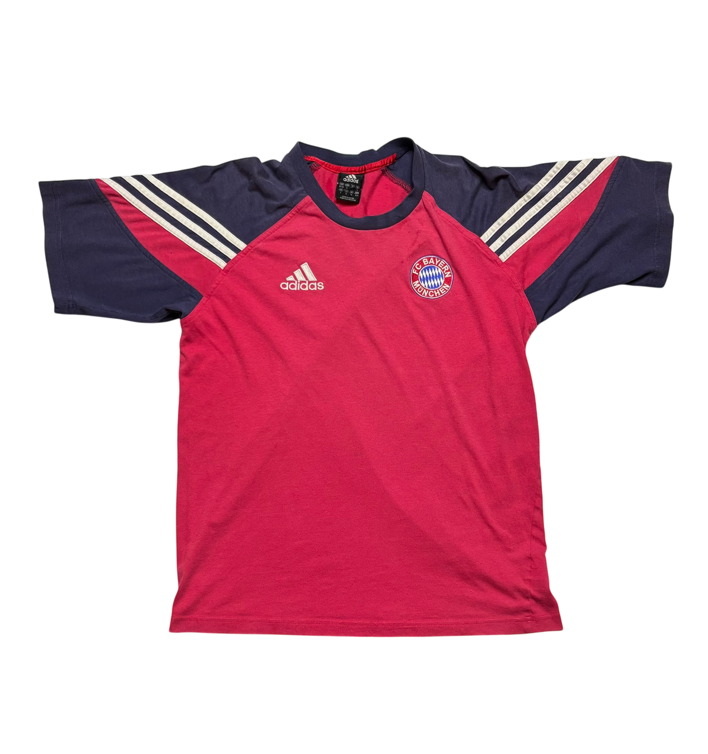 FC Bayern Munchen Soccer T Shirt (Small)