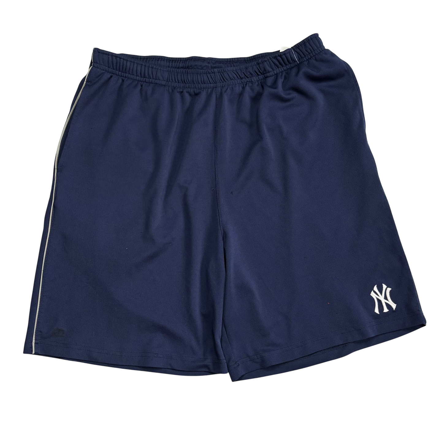 New York Yankees Basketball Shorts (XXL)