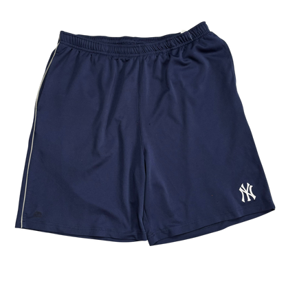 New York Yankees Basketball Shorts (XXL)